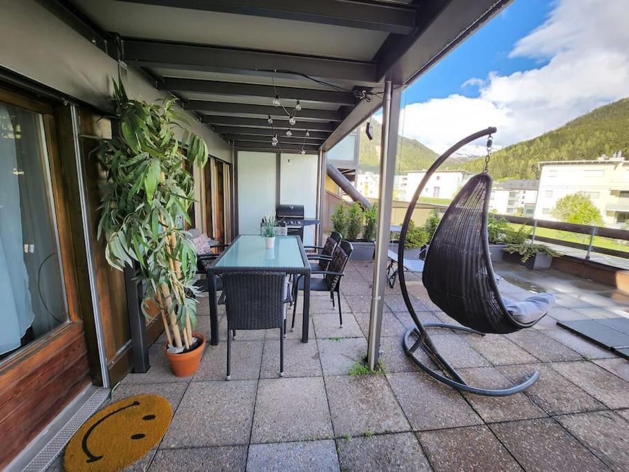 2 Zimmer Neben Talstation Parsennbahn Und Buenda-Lift Mit 60M2 Grosser, Privater Dachterrasse Apartment Davos Exterior photo